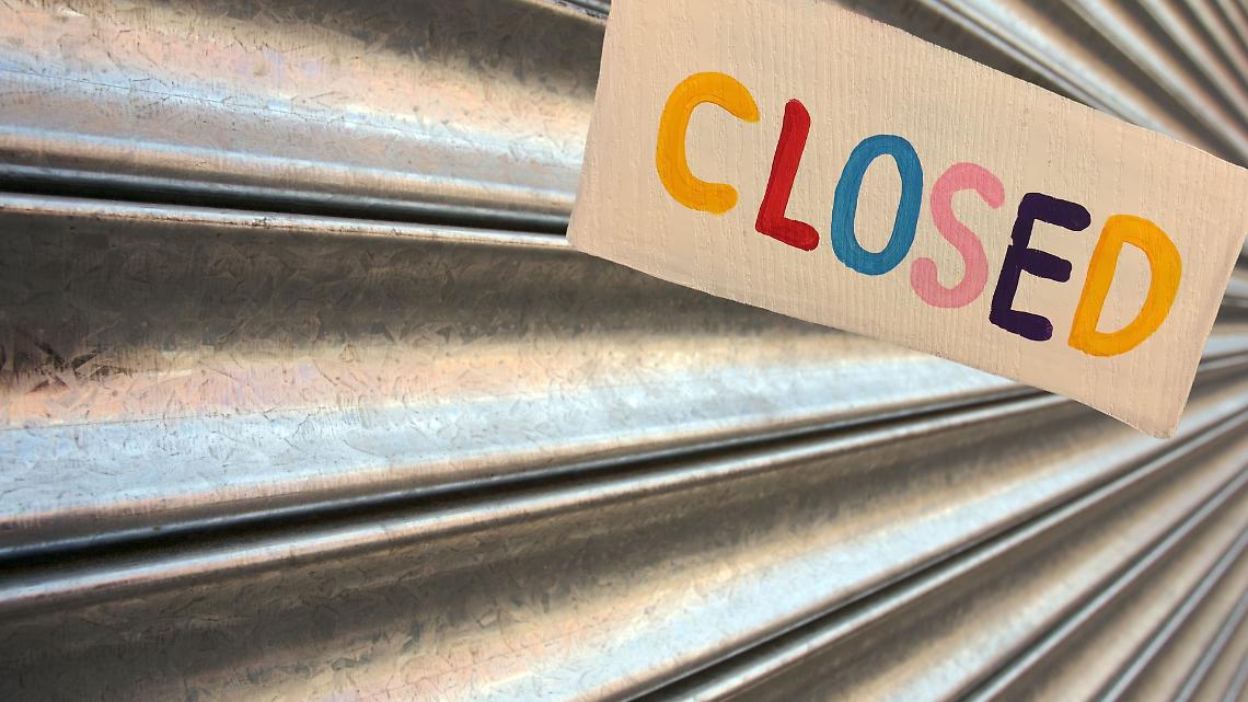 Settimo Torinese: Bar Aperto Nonostante il Divieto, Multa da 8mila Euro
