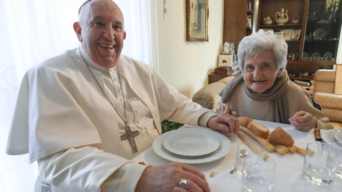 Papa Francesco con la cugina, Carla Rabezzana