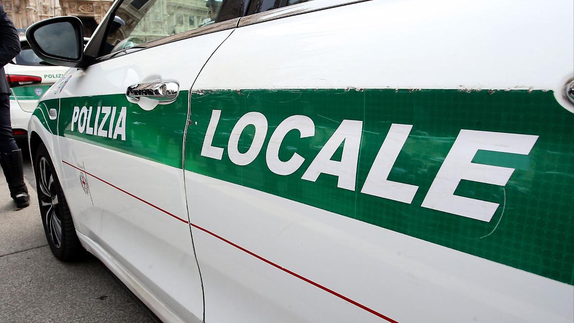 Incidente a Torino, scontro in San Salvario: traffico bloccato e tram fermo