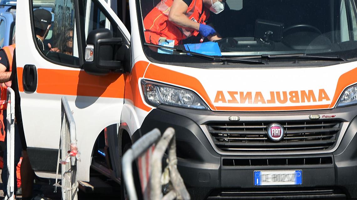 Tragedia a Quarto d'Asti: madre e figlio perdono la vita in un incidente stradale