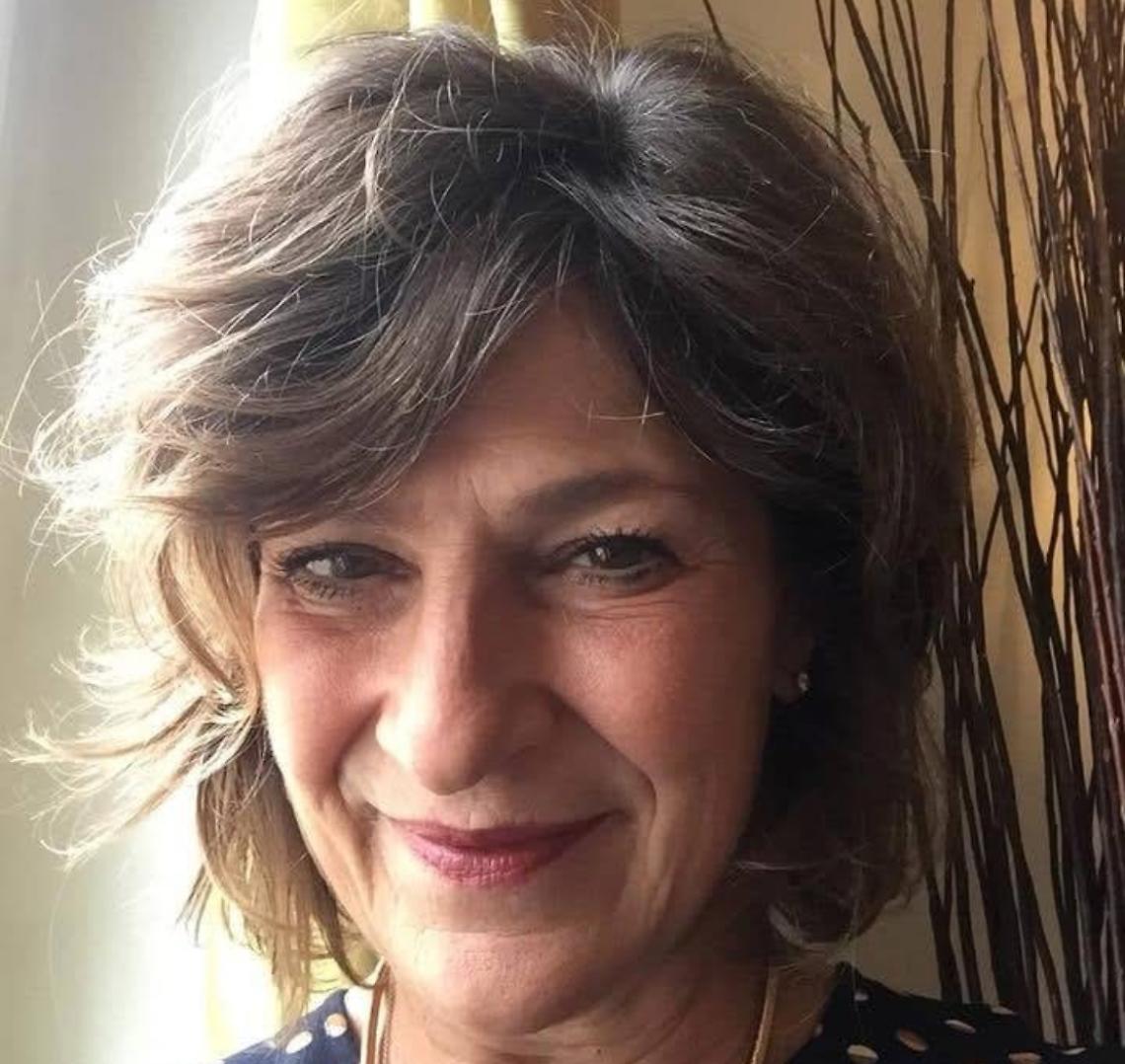 Addio a Claudia Apostolo