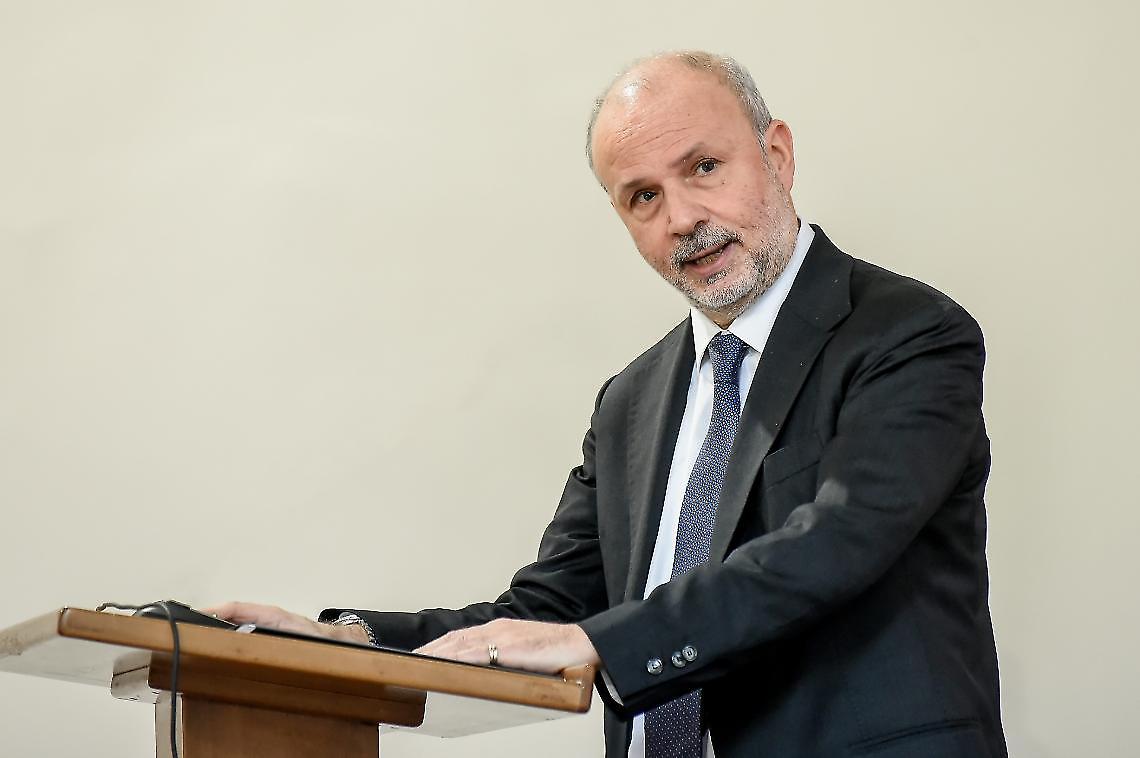 Liste d’attesa, Schillaci attacca