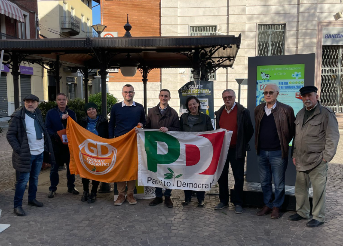 “La salute non aspetta”. Il PD in piazza a Ciriè per ridurre le liste di attesa