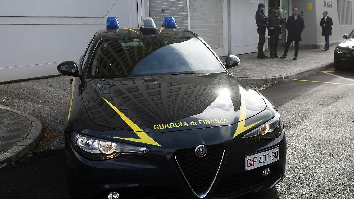 Blitz della Finanza