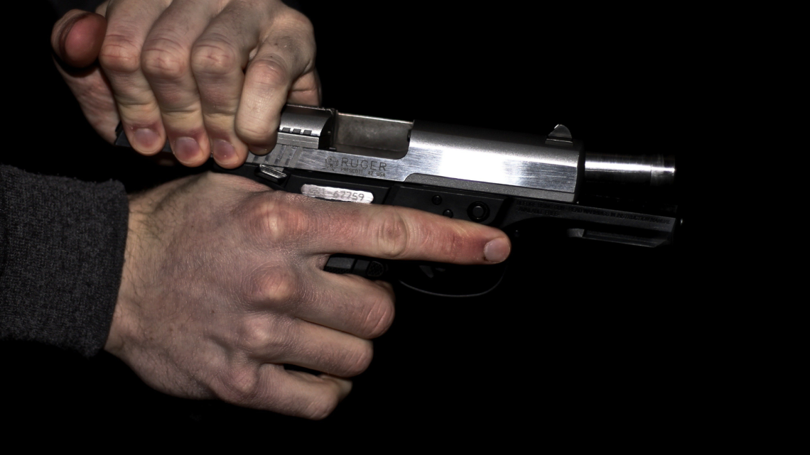 Tentata rapina con pistola giocattolo. La cassiera reagisce e sventa il colpo