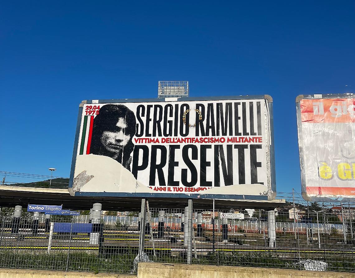 Manifesto per Ramelli vandalizzato a Torino: scontro tra Avanguardia e antifascisti