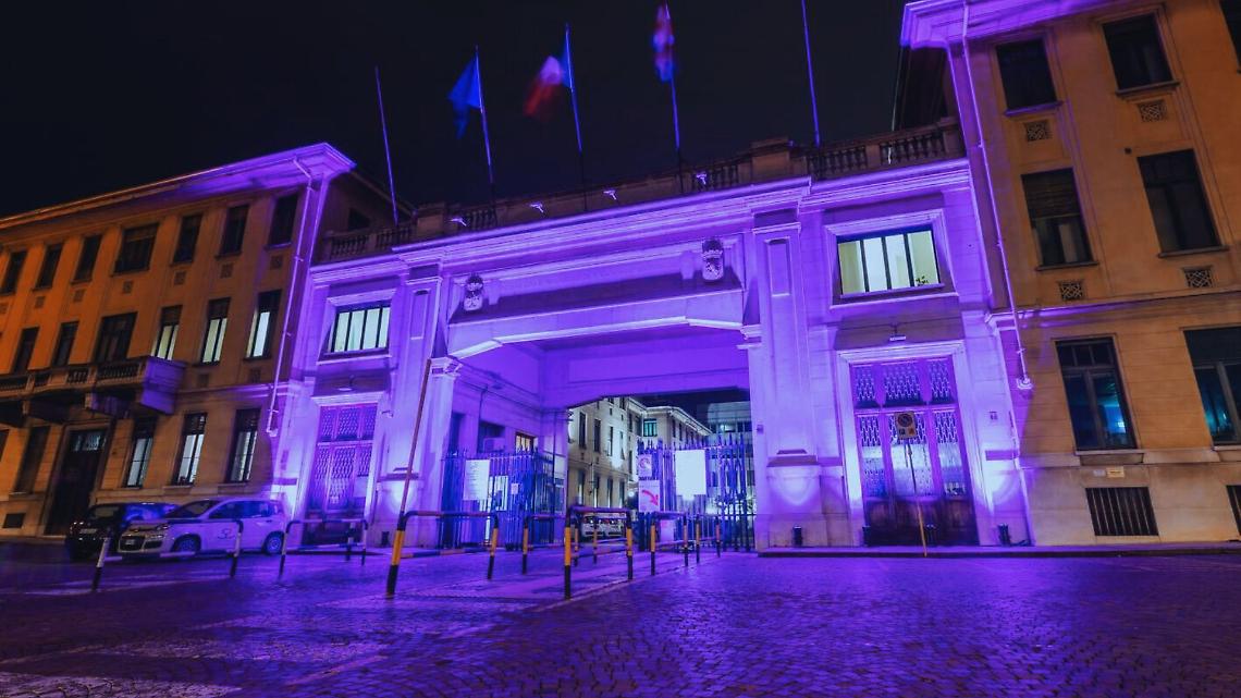 Torino si tinge di viola 