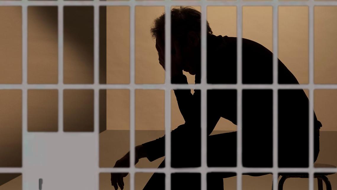  Detenuto aggredisce 