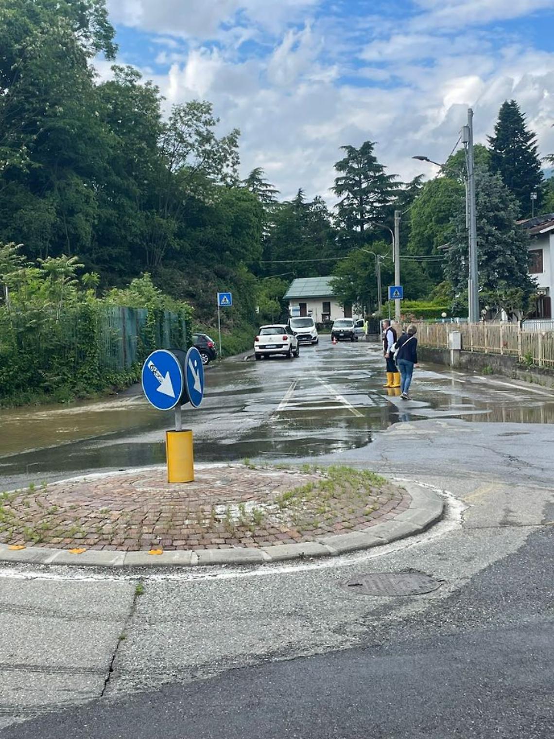 Ivrea affonda ancora: tubo esploso alla Polveriera, traffico in tilt