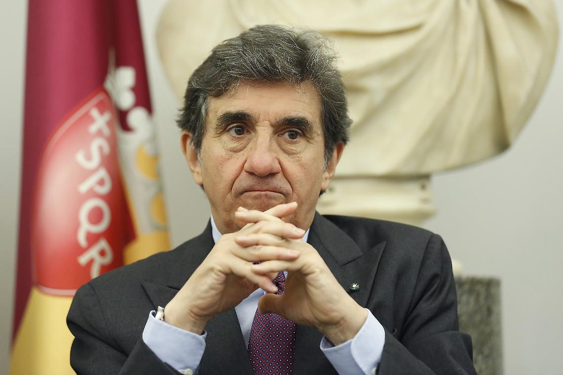 Scritte contro Cairo, parte una raccolta fondi per le spese legali del 72enne denunciato