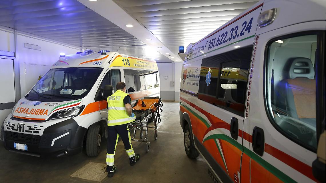 Torino, bimbo di due anni