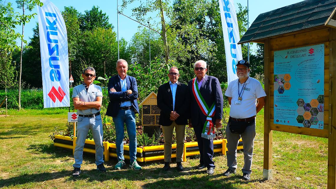 A Robassomero nasce il "Giardino delle Api": un’oasi verde per salvare gli impollinatori