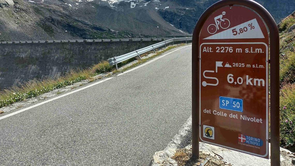  Accessi contingentati al Colle del Nivolet: dal 26 luglio scatta la nuova regolamentazione