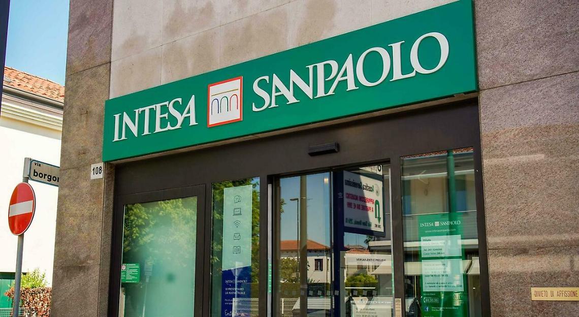 San Maurizio senza banche: chiudono tutto, restano solo i bancomat