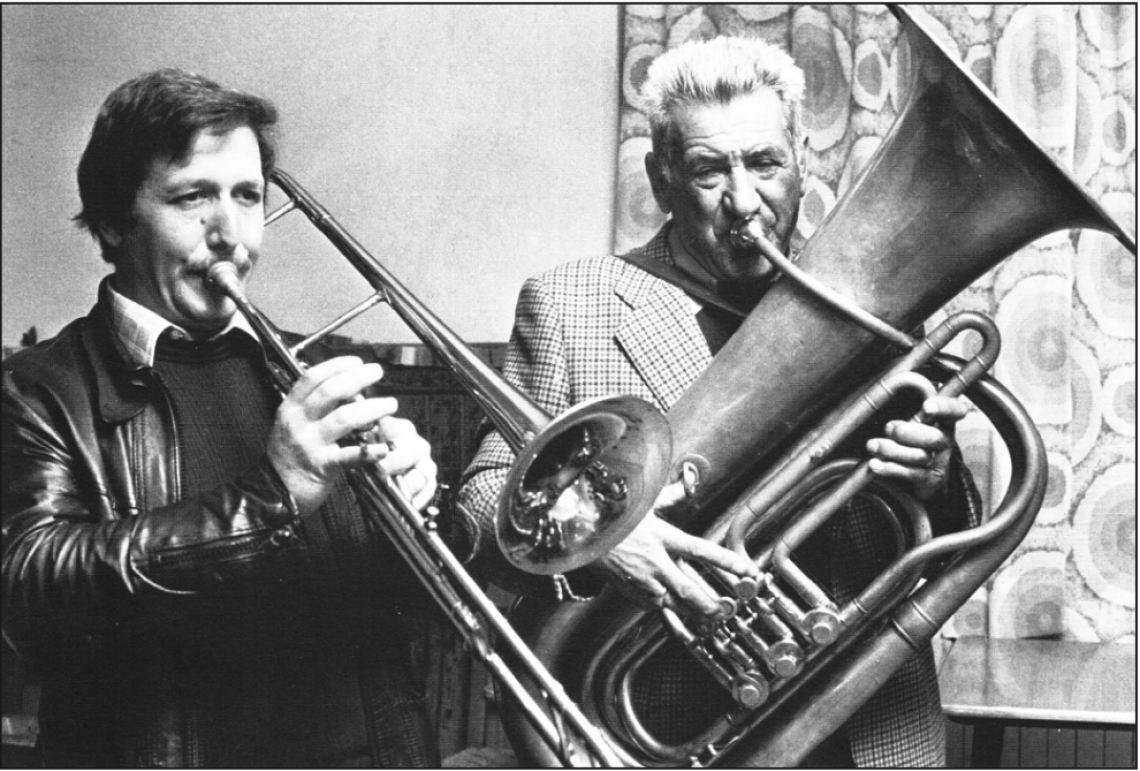 Brosso, aprile 1979. Diego e Natale Mattiè Cassietto (foto G. Torra)