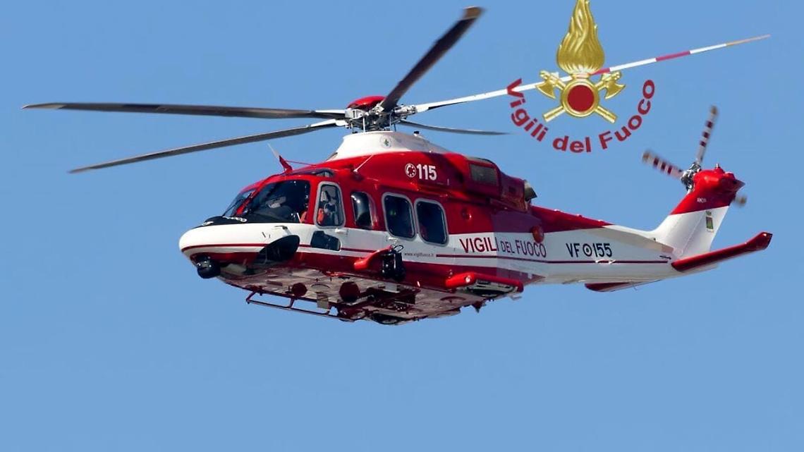 Ciclista cade nel lago di Malciaussia: intervento tempestivo dei soccorsi