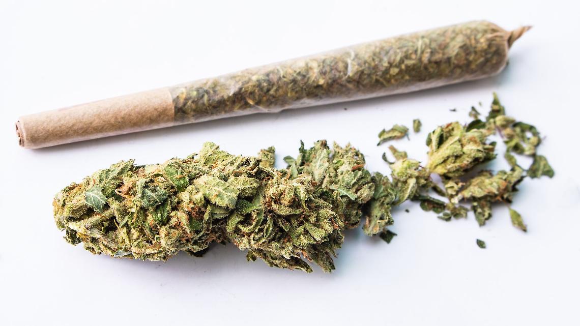 Torino, spacciava droga