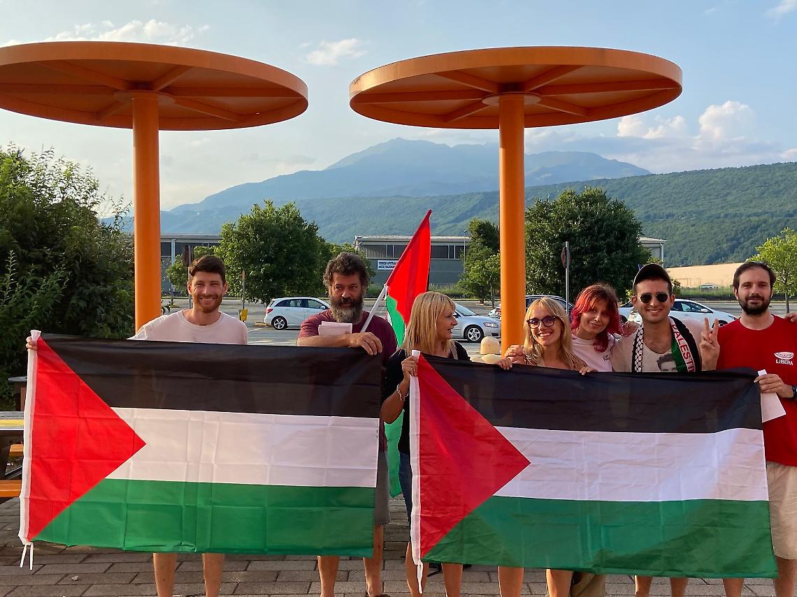 Mentre Israele stermina Gaza, Ivrea boicotta: Carrefour nel mirino