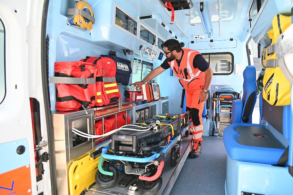 Tragedia a Donato: 71enne muore cadendo da 10 metri mentre dipinge la sua casa