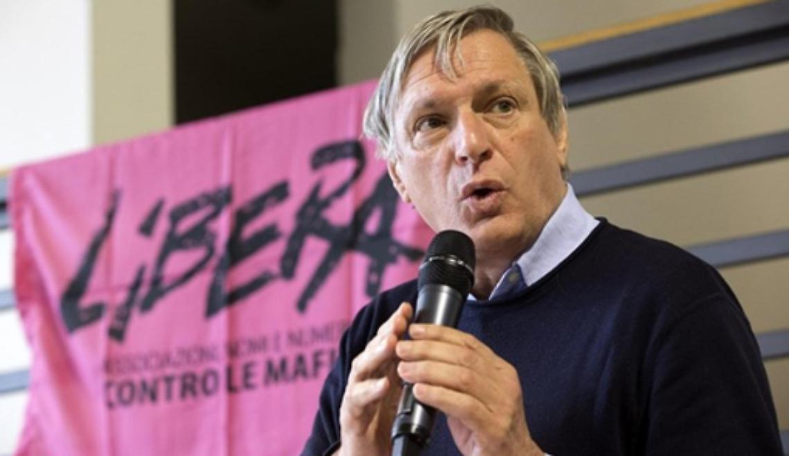 Lotta alla mafia e alla droga: il Comune conferirà la cittadinanza onoraria a don Ciotti