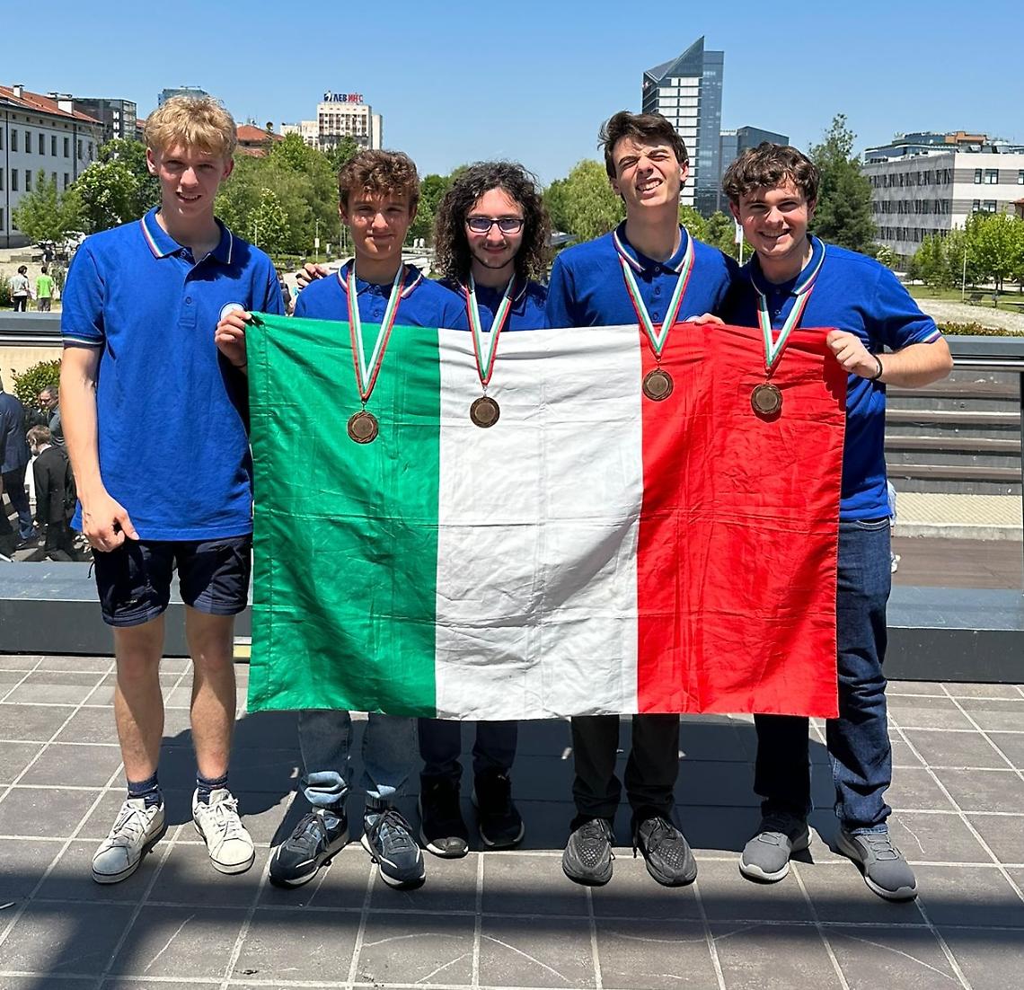 Olimpiadi della fisica a Parigi: bronzo per gli studenti torinesi Mottese e Gariglio
