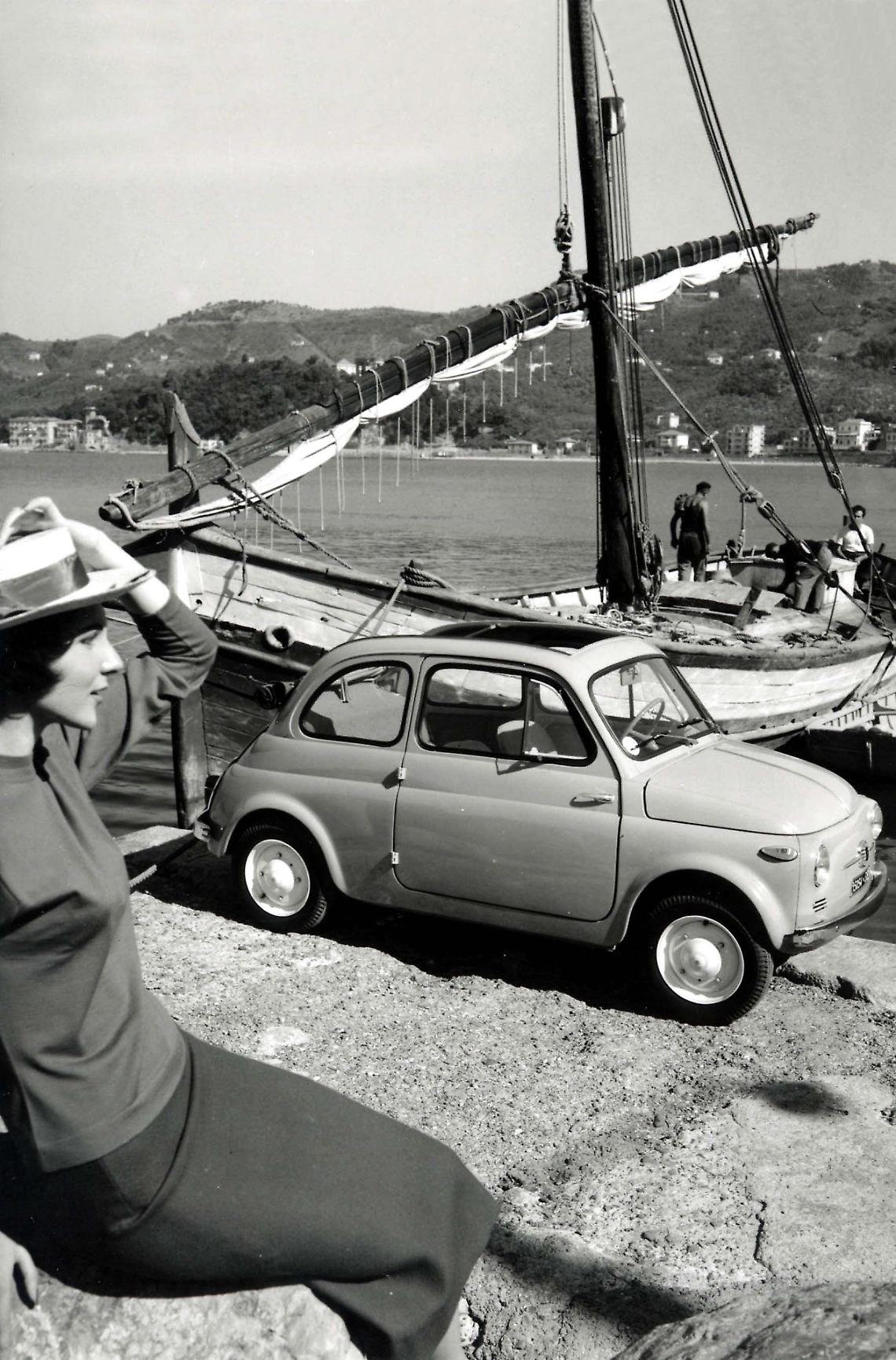 FIAT 500, la piccola meraviglia che ha fatto sognare l’Italia: storia di un’auto diventata famiglia, libertà, futuro