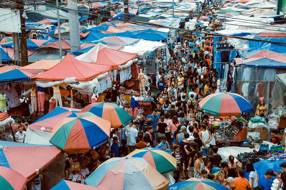 Lo storico mercato di Lanzo si rinnova tra sicurezza e polemiche
