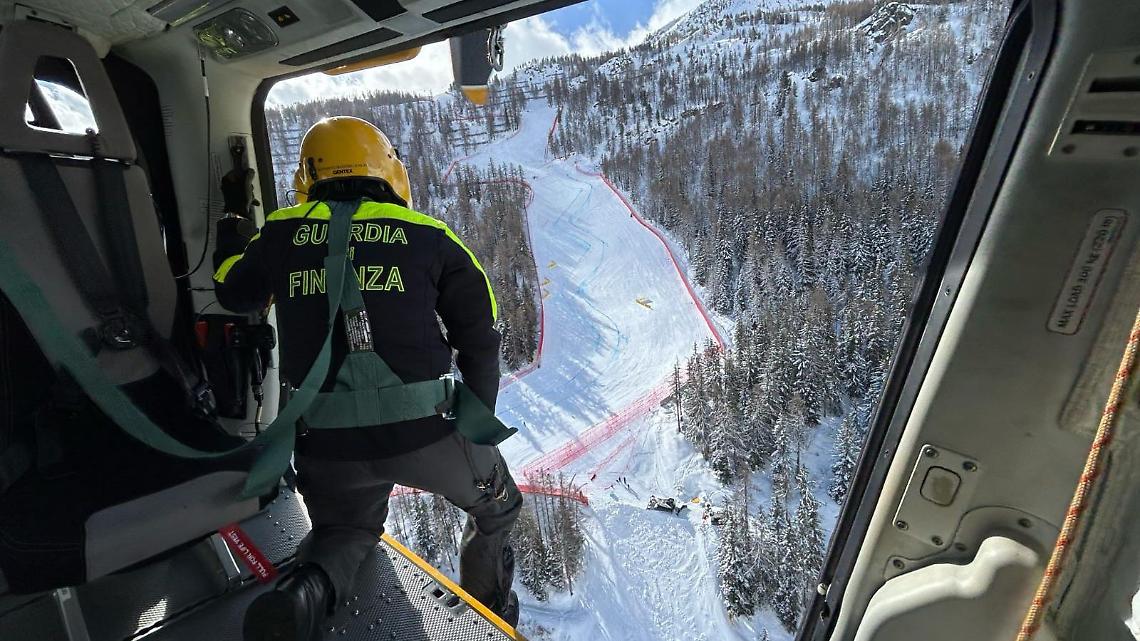 La Guardia di Finanza sequestra un sentiero in montagna