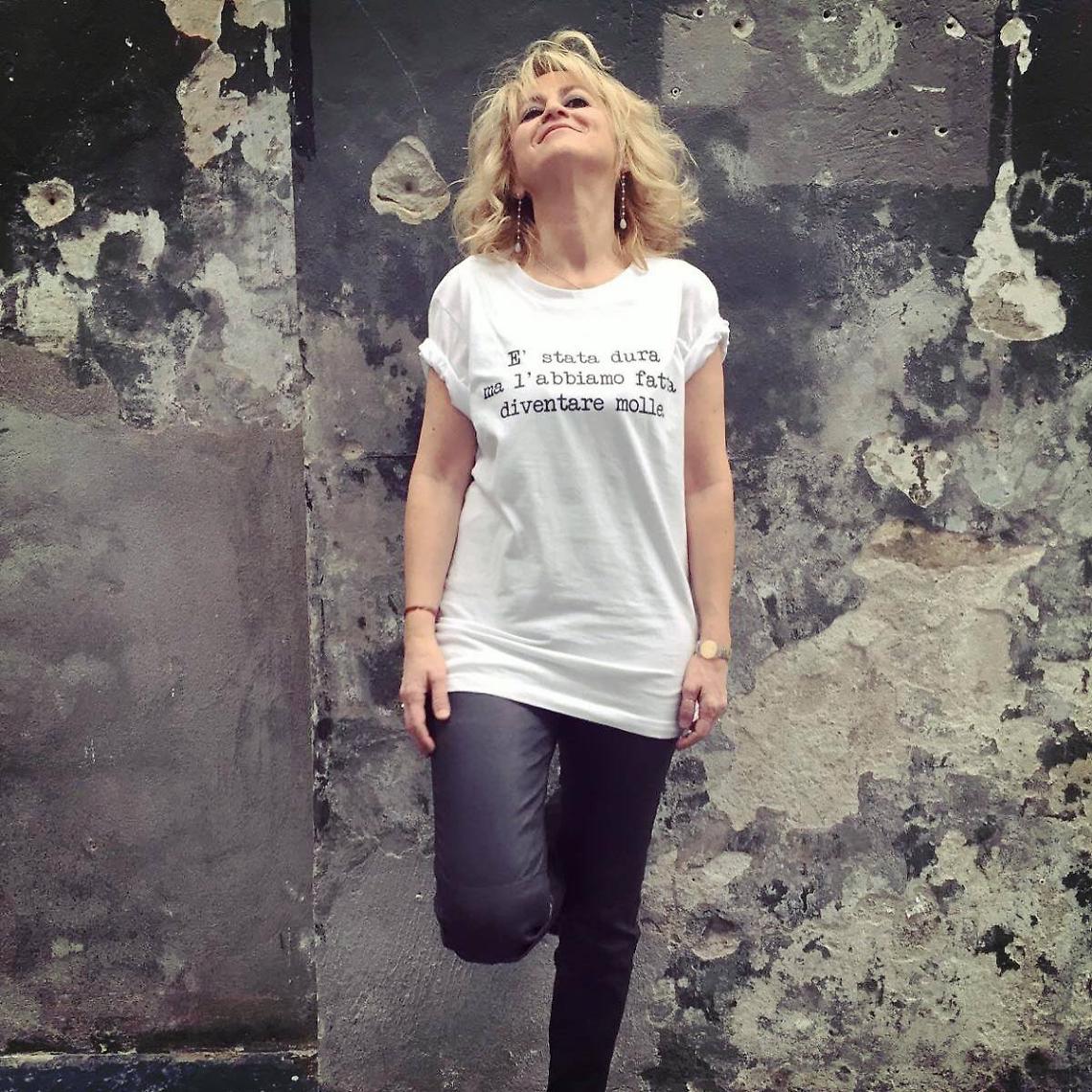 Luciana Littizzetto tra social che cambiano e gesti che restano al Salento Book Festival