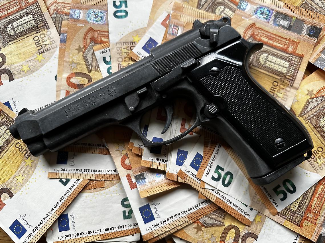 Biella, trappola sotto copertura dopo il furto: arrestati un familiare e un complice