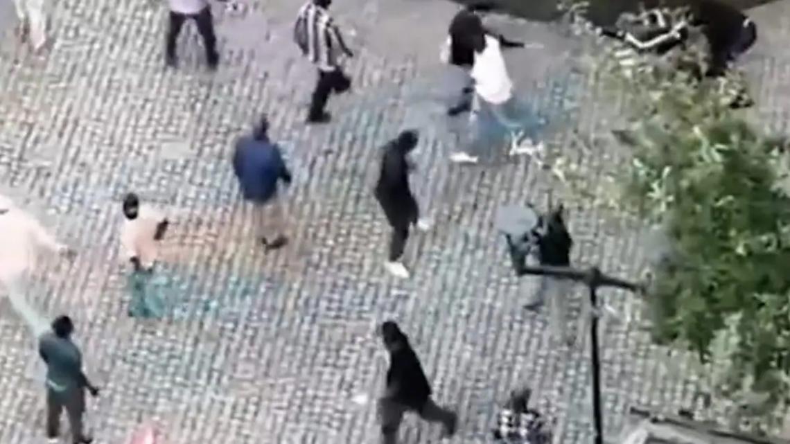 Rissa all’alba in Barriera di Milano: sangue in strada e paura tra i residenti