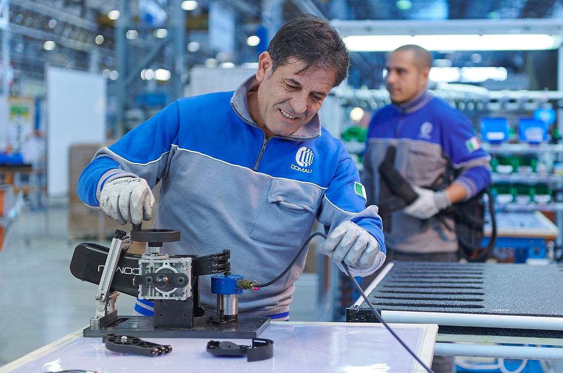 Comau, nuova cassa integrazione per 114 lavoratori: a Grugliasco cresce la paura per il futuro