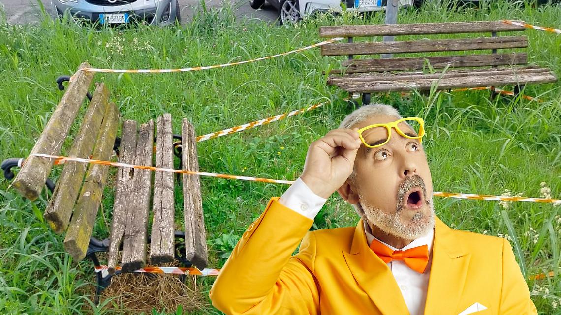 Topi, erba alta e panchine rotte: scoppia la protesta al quartiere Salvo d’Acquisto (VIDEO)