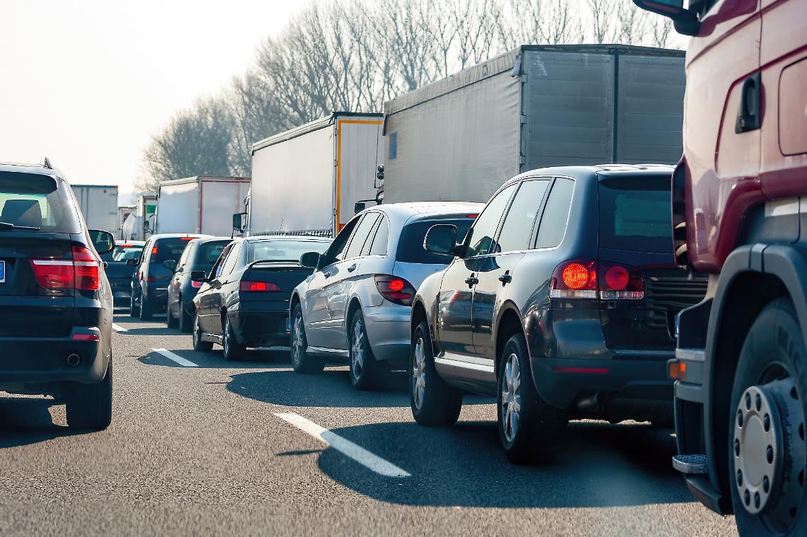 Traffico record: 330 milioni di veicoli in viaggio, Anas mantiene la calma