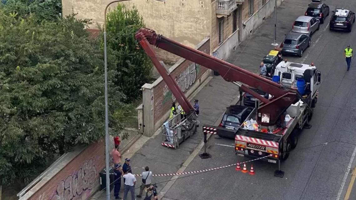 Torino piange Jimmy: a 68 anni muore cadendo dal cestello della gru