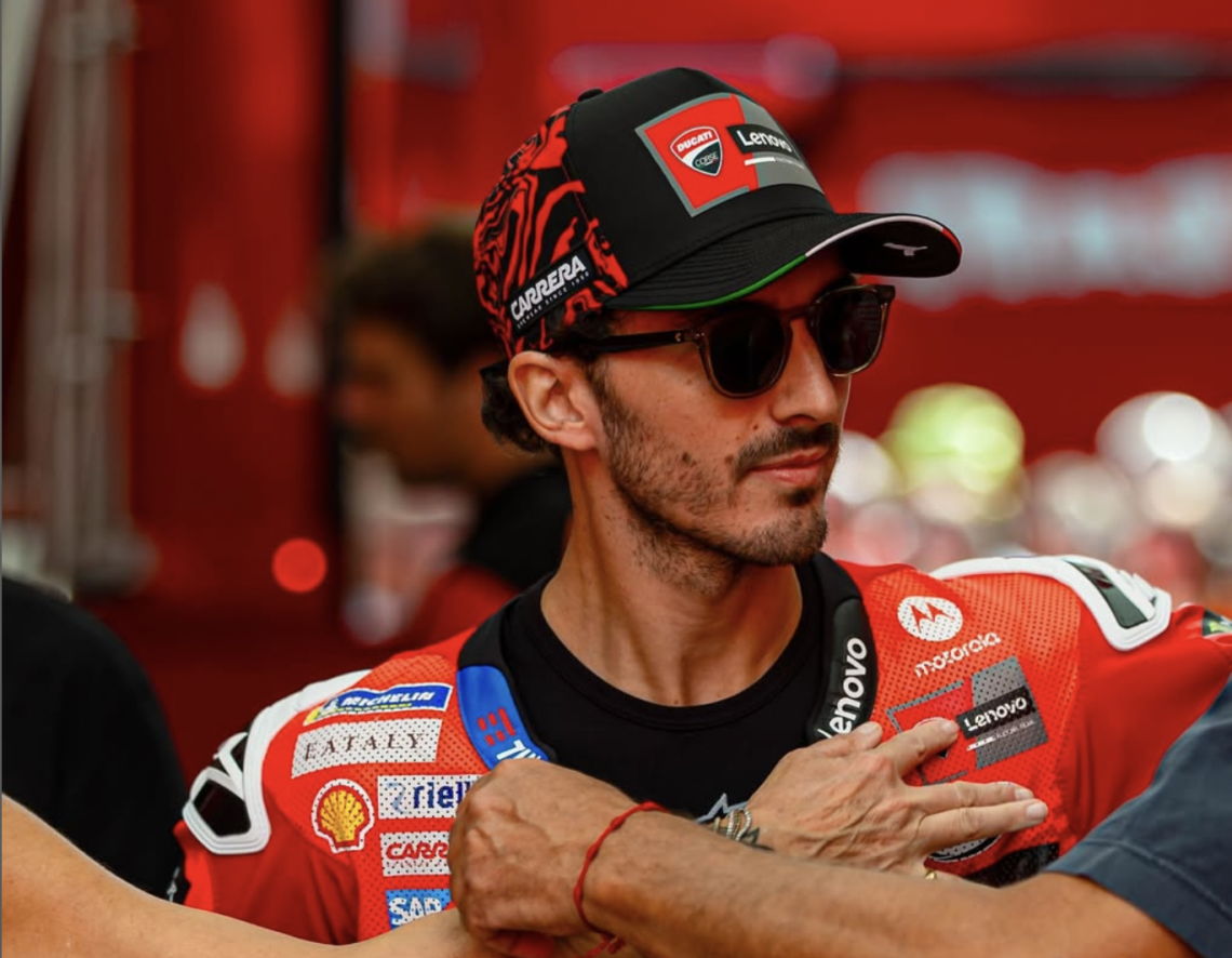 Crisi Bagnaia, il campione costretto a inseguire 