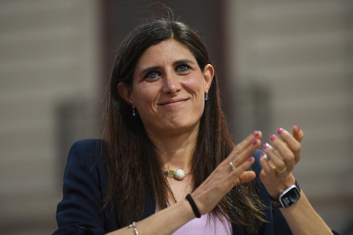 Appendino frena sul campo largo a Torino: «serve discontinuità, non una somma di sigle»
