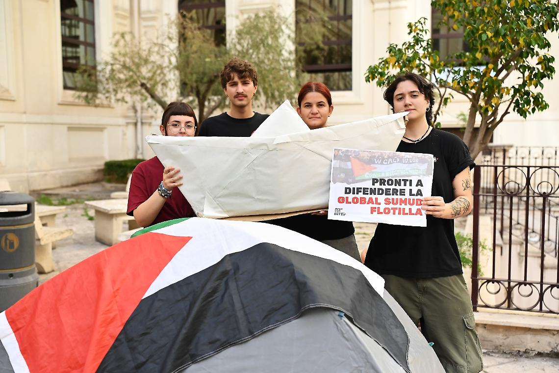 Attivisti di Torino per Gaza: "Blocchiamo tutto il 22 settembre". I carri armati di Israele entrano a Gaza City