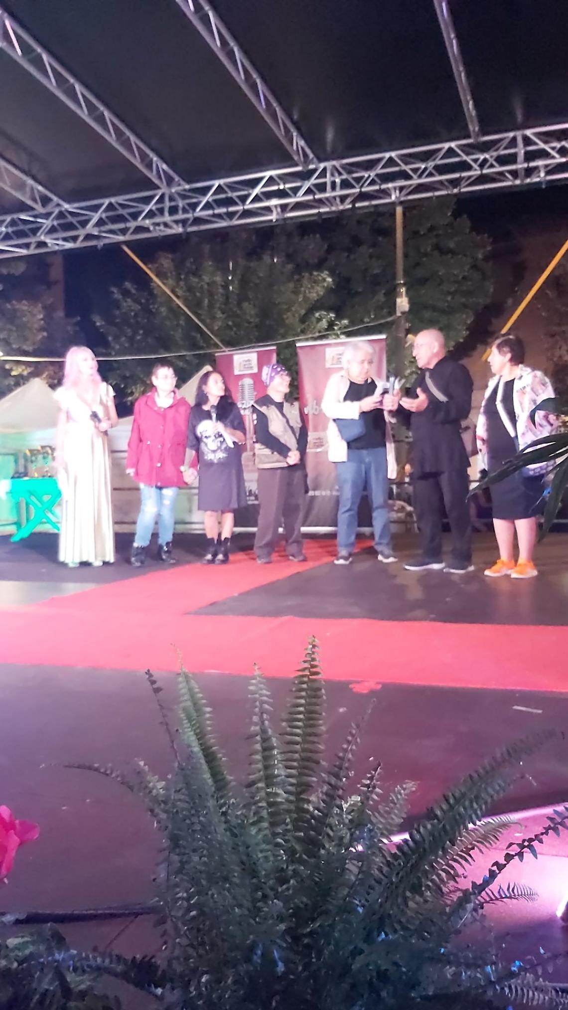 Poesia in comunità: i ragazzi di Casa Frida Kahlo portano i loro versi sul palco