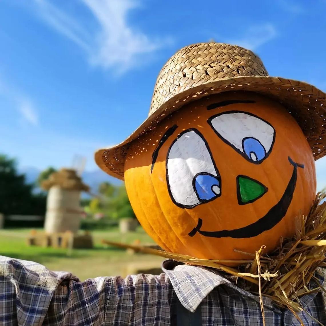Dal simbolo antico al cuore del Villaggio della Zucca di Favria.