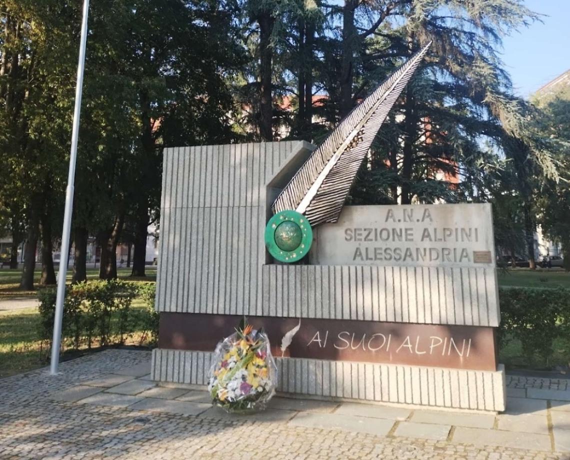 Il nuovo monumento dedicato agli Alpini dalla città di Alessandria