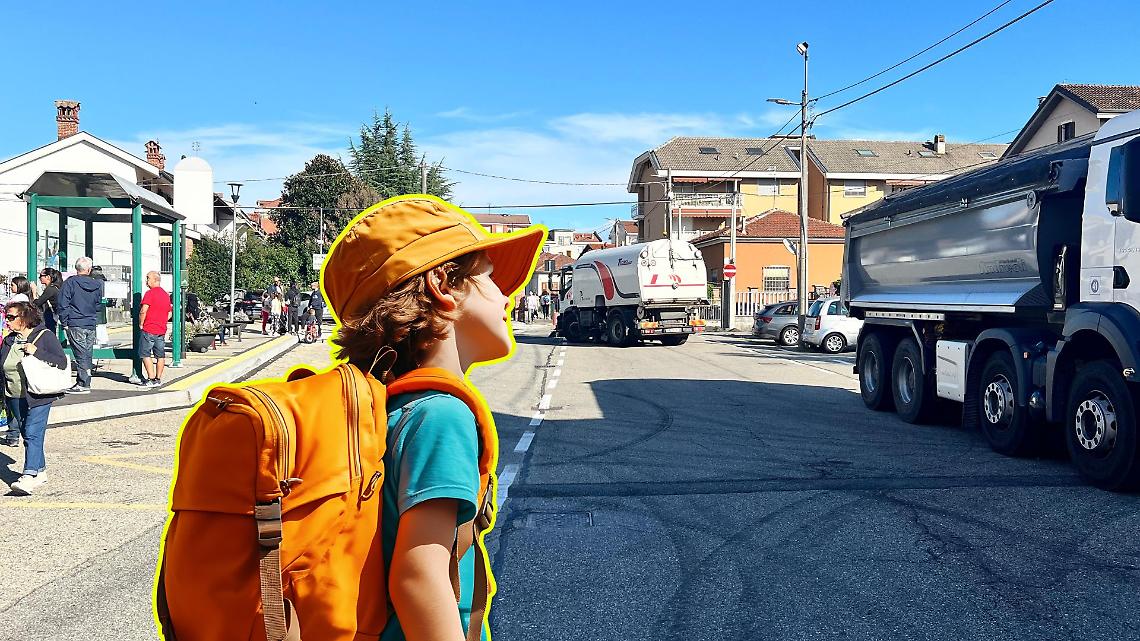 Paradosso ZTL scolastica a Chivasso: stop alle auto, via libera ai mezzi pesanti. E' polemica