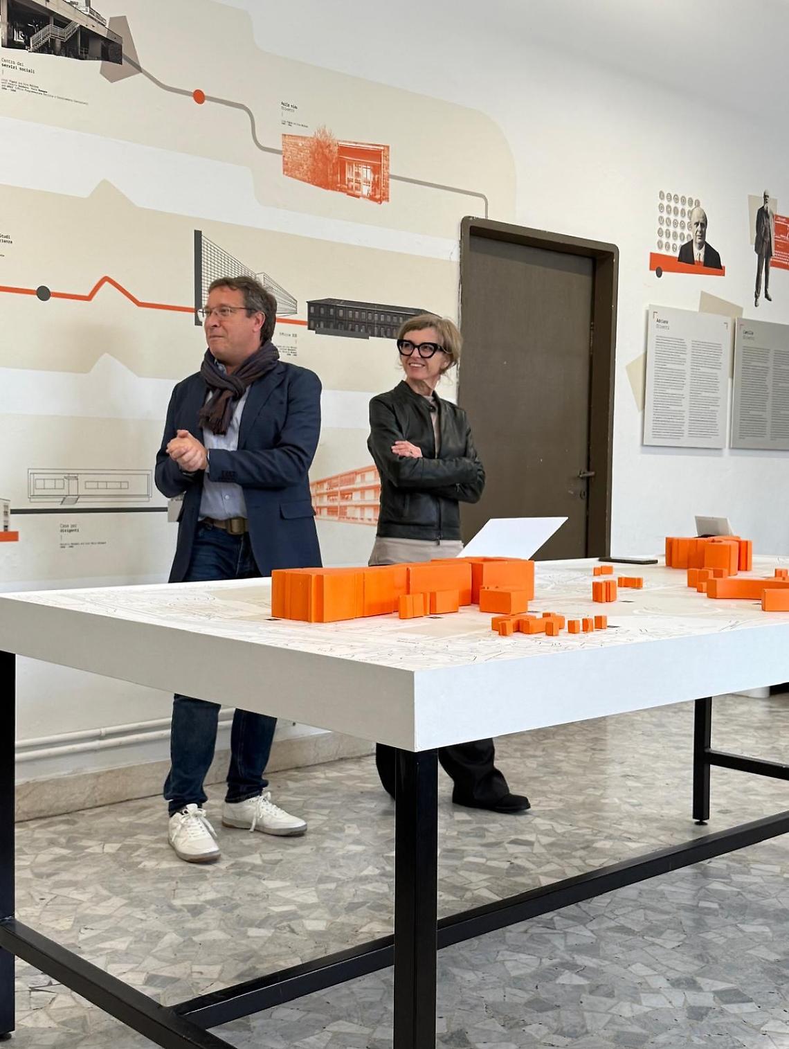 “Olivetti Umano Costrutto”: l’opera di Paola Risoli entra nel patrimonio della città