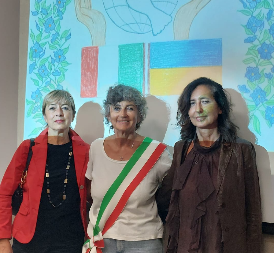 "I colori della speranza": in mostra a Pont i disegni dei ragazzi ucraini