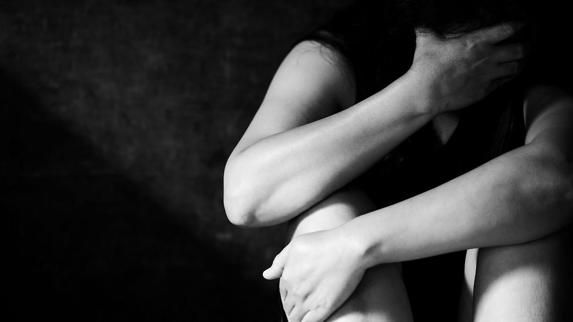 Aggressione con acido nel salone da parrucchiera: chiesti tre anni
