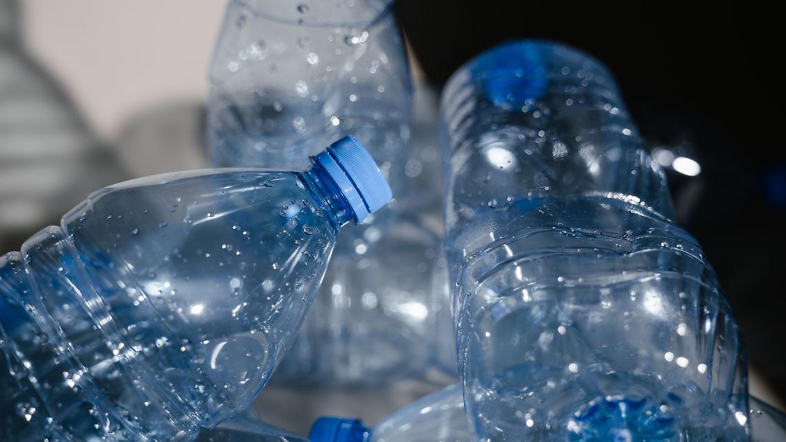 Oltre 600mila bottiglie di plastica riciclate
