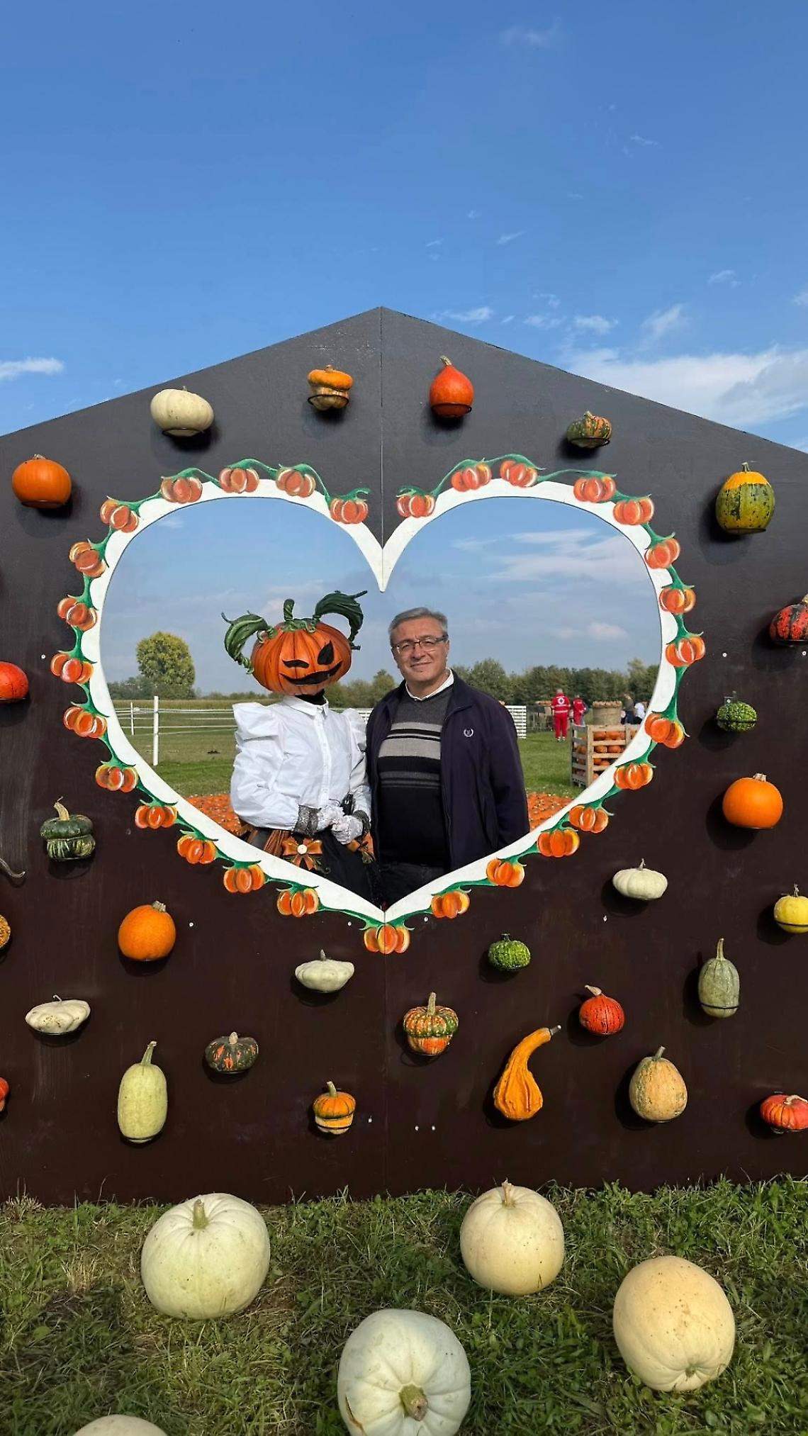 Favria si accende d’autunno: il Villaggio della Zucca conquista il Canavese