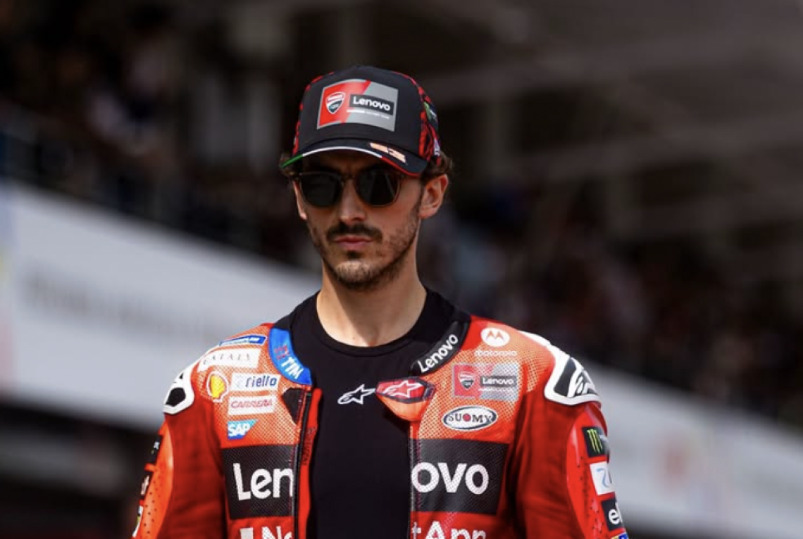 Bagnaia, notte fonda a Mandalika: dal trionfo in Giappone al crollo in Indonesia. “È inaccettabile, non so cosa stia succedendo”