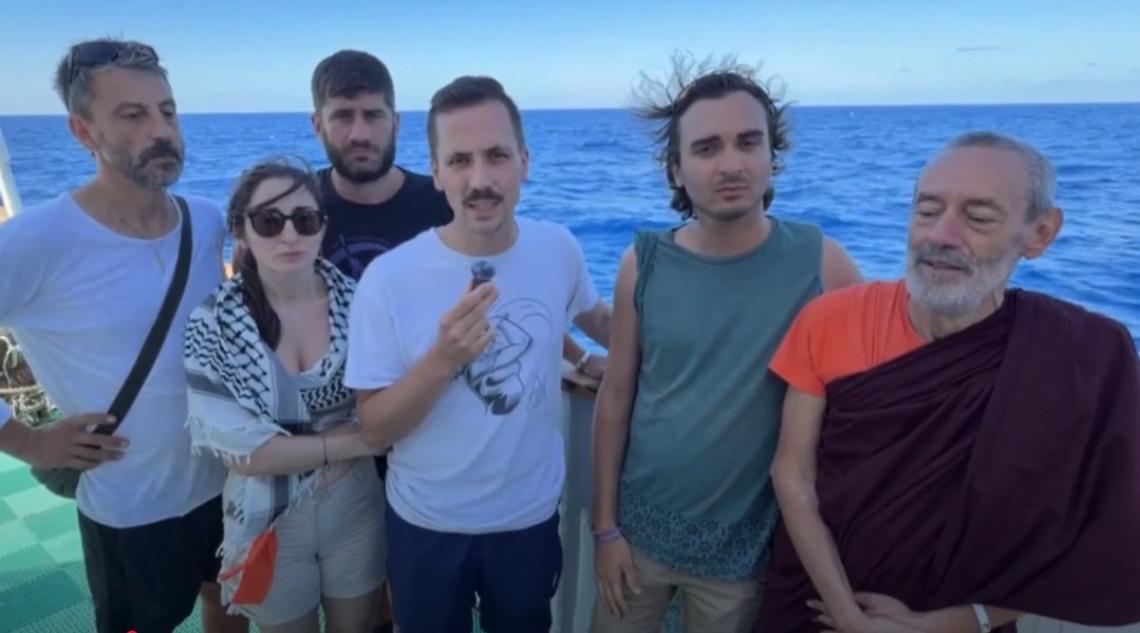 Arrestati il medico di Settimo Torinese e il monaco di Lanzo: portavano aiuti a Gaza, ora sono prigionieri in Israele