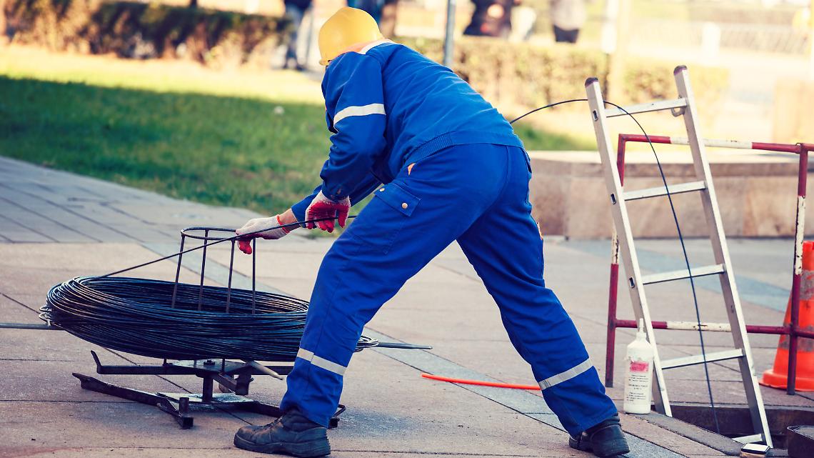 A Chivasso la fibra ottica c'è ma corre tra i campi. In centro città è il terzo mondo